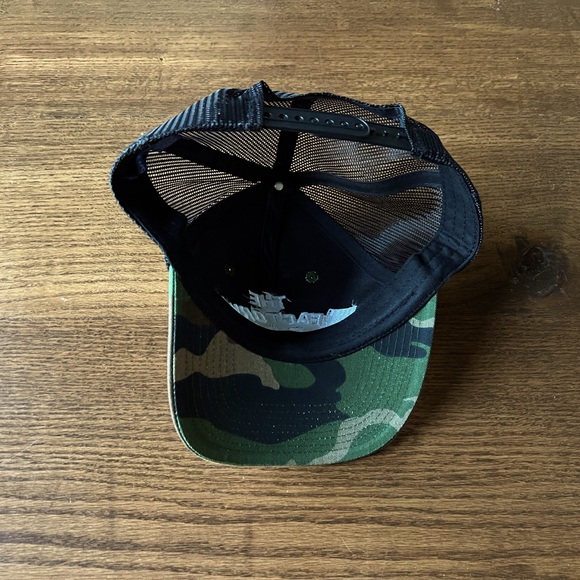 THE FACTORY GYM SNAPBACK - Picture 2 of 2